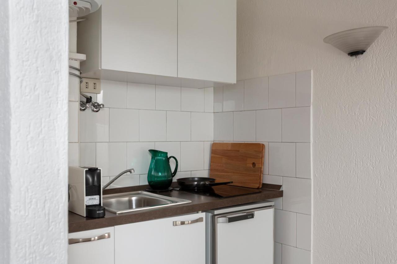 1 Bedroom & 1 Living Room Apt - Duomo 5 米兰 外观 照片