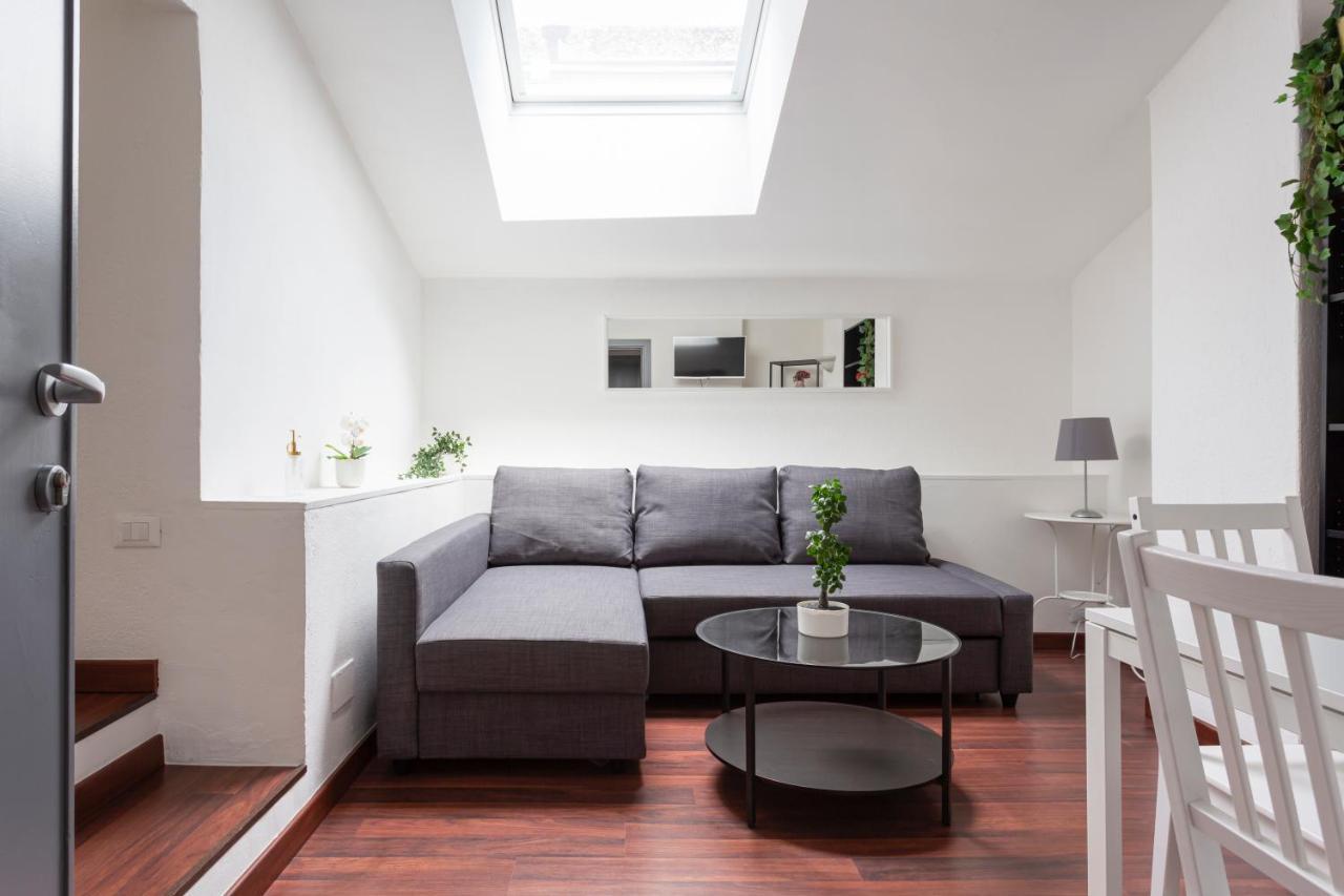 1 Bedroom & 1 Living Room Apt - Duomo 5 米兰 外观 照片